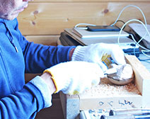 プレートの文字彫刻が無料